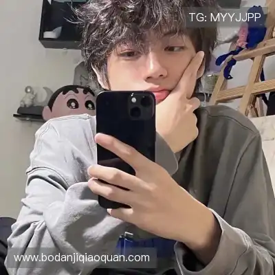 鲍秦心
